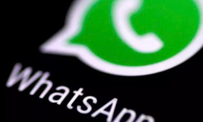 &nbsp;വാട്‌സ്ആപ്പ് ഗ്രൂപ്പുകൾ പൊതു ഇടങ്ങൾ; അശ്ലീല സന്ദേശങ്ങൾ അയച്ചാൽ ക്രിമിനൽ കുറ്റം ചുമത്താം: ഹൈക്കോടതി