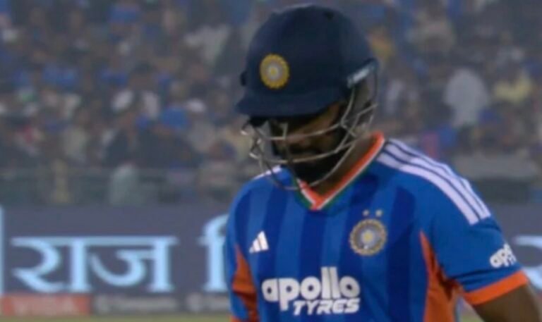 സഞ്ജു വീണ്ടും പരാജയം; കലിപ്പിൽ ആരാധകർ; തകർപ്പൻ പ്രകടനത്തോടെ ഇഷാൻ കിഷൻ; സഞ്ജുവിന്റെ ലോകകപ്പ് സ്വപ്നങ്ങൾ മങ്ങുന്നു?