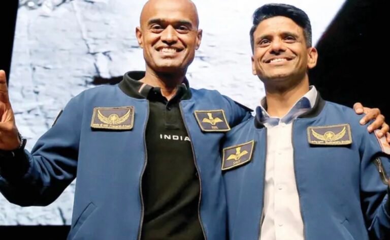 രാജ്യത്തിന്റെ വീരപ്പട്ടം; ശുഭാംശു ശുക്ലയ്ക്ക് അശോകചക്ര, മലയാളി താരം പ്രശാന്ത് ബാലകൃഷ്ണന് കീർത്തിചക്ര, ദിൽനയ്ക്ക് ശൗര്യചക്ര