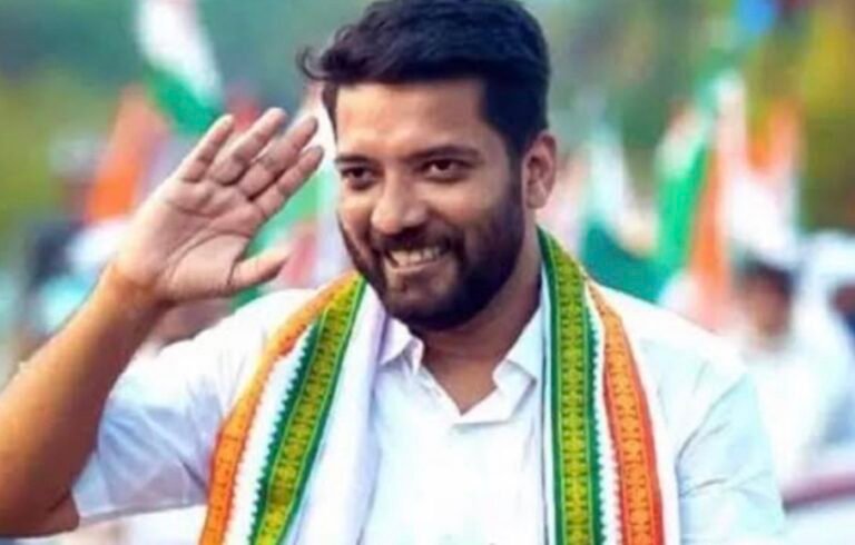 ഷാഫി പറമ്പിൽ എം.പിക്ക് കോടതി പിരിയുന്നത് വരെ തടവ് ശിക്ഷ; &nbsp;പിഴയും അടയ്ക്കണം.