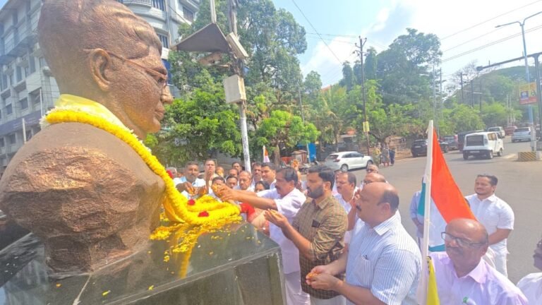 ആർ ശങ്കർ ജന്മ ദിനം ആചരിച്ചു