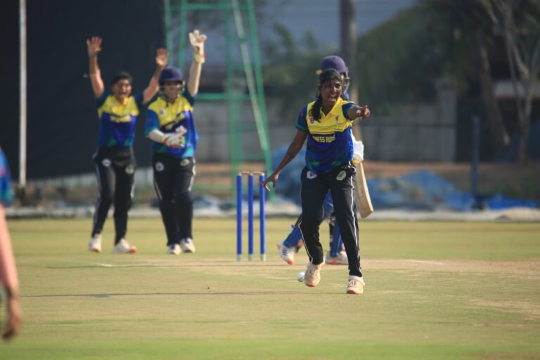 കോടിയേരി ബാലകൃഷ്ണൻ സ്മാരക വനിതാ T20 ടൂർണ്ണമെൻറ്: റൈഡേർസ് സി.സിക്കും ക്രൈസ്റ്റ് കോളേജ് റേസ് ബ്ലാസേഴ്സിനും വിജയം