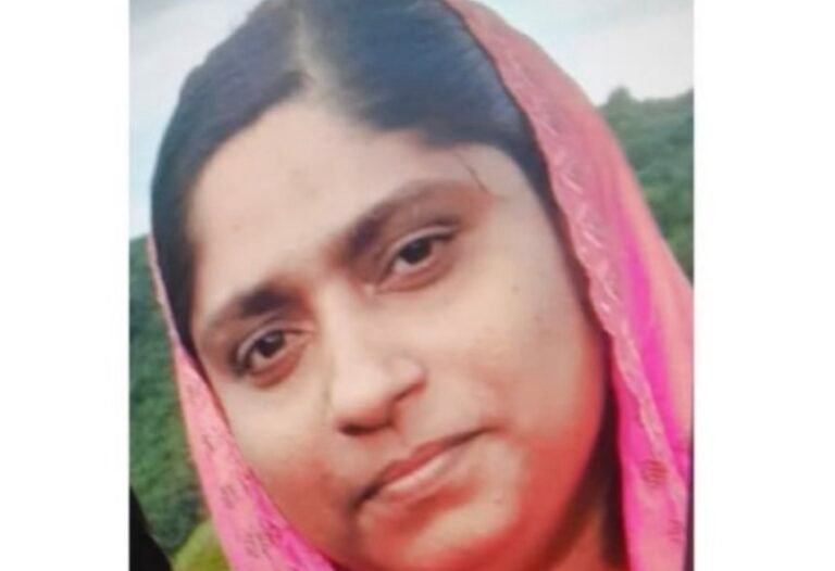 സംസ്ഥാനത്ത് വീണ്ടും പാമ്പുകടിയേറ്റ് മരണം; കായംകുളത്ത് വിവാഹ സൽക്കാരം കഴിഞ്ഞ് മടങ്ങുകയായിരുന്ന യുവതിക്ക് ദാരുണാന്ത്യം