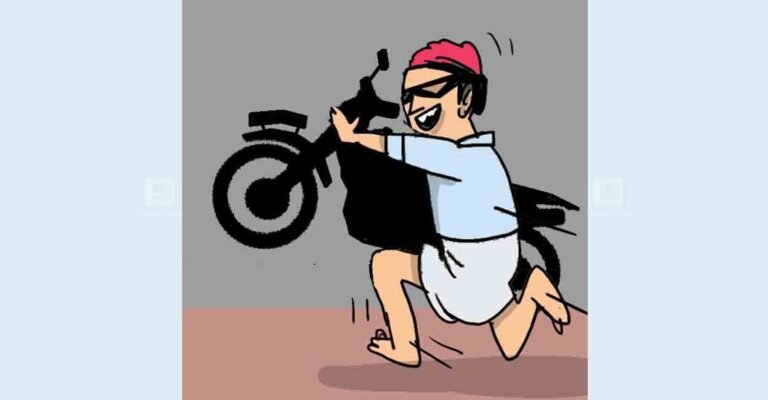 ഷോറൂമിൽ നിന്നും സ്‌കൂട്ടർമോഷണം പോയി