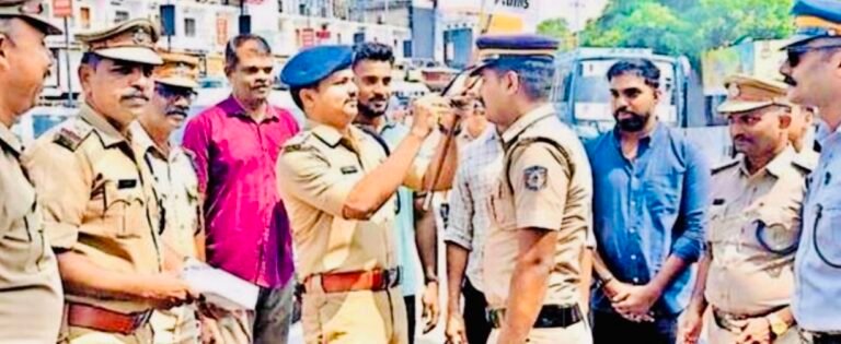 പൊരിവെയിലിൽ നാടിന് കാവലൊരുക്കുന്ന ട്രാഫിക് പൊലീസിന് ആശ്വാസം; ഉദ്യോഗസ്ഥർക്ക് സൺഗ്ലാസുകൾ വിതരണം ചെയ്തു