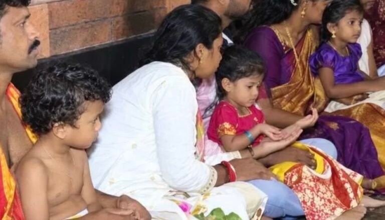 വിജയദശമി ദിനം: നാടെങ്ങും വിദ്യാരംഭ ചടങ്ങുകൾക്ക് തുടക്കം